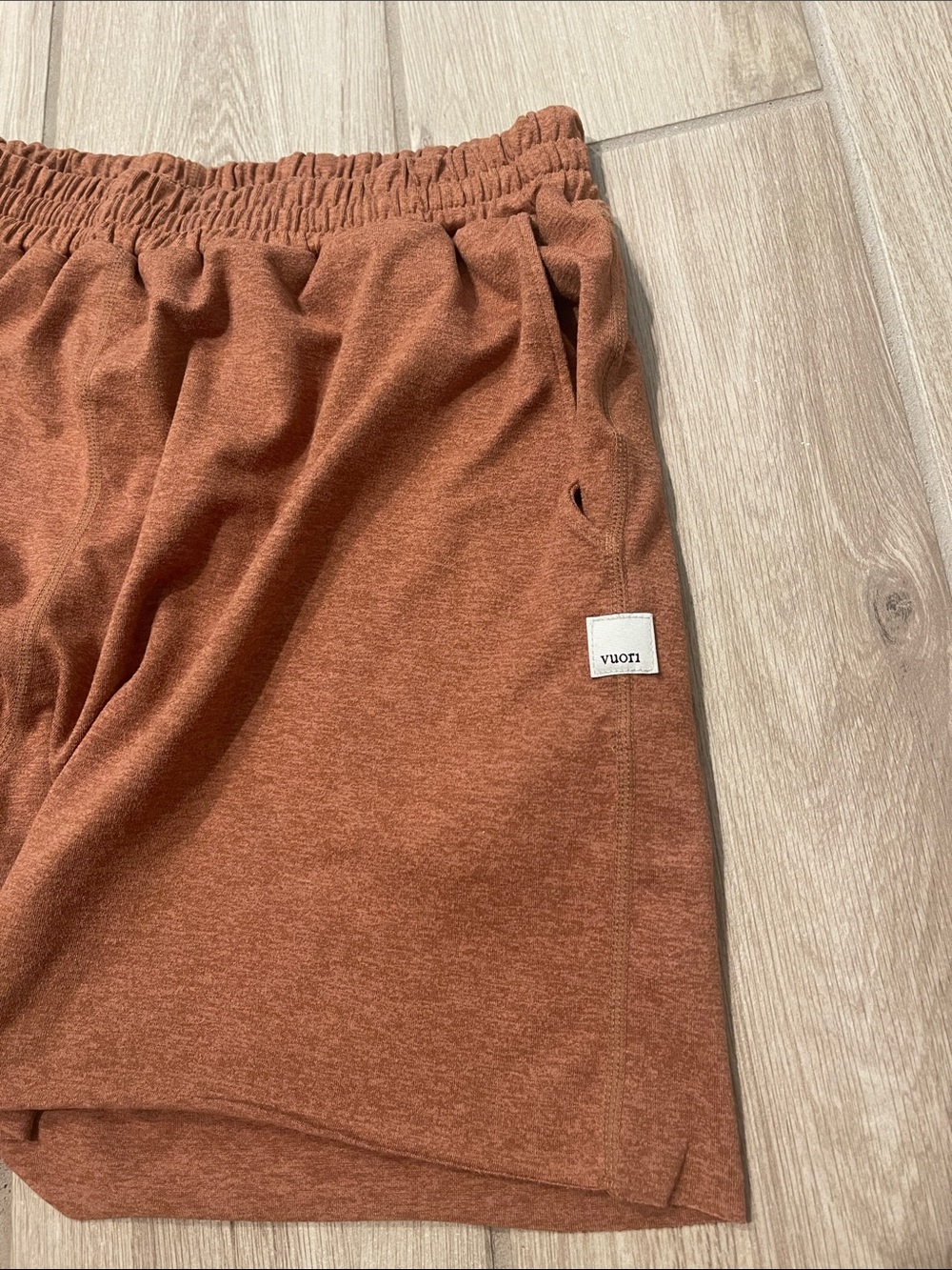 Vuori Boyfriend Dreamknit Mid Rise Lounge Shorts 3.5” Palo Santo Sz S VW3007 - Picture 3 of 11